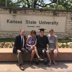 Meet your Posher, Connie